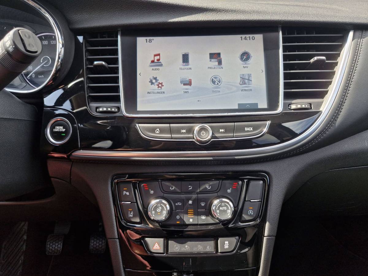 Opel Mokka X Opel Mokka X 1.4 Turbo Innovation Sunroof | Trekhaak | Parkeer Camera | Park. Sens. V + A| Stuur- en Stoelverwarming | Navigatiesy