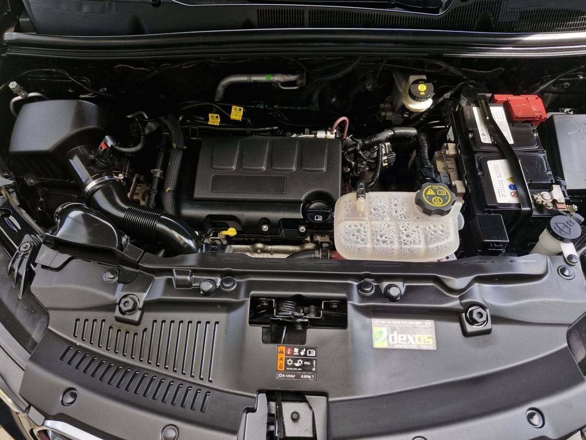 Opel Mokka X Opel Mokka X 1.4 Turbo Innovation Sunroof | Trekhaak | Parkeer Camera | Park. Sens. V + A| Stuur- en Stoelverwarming | Navigatiesy