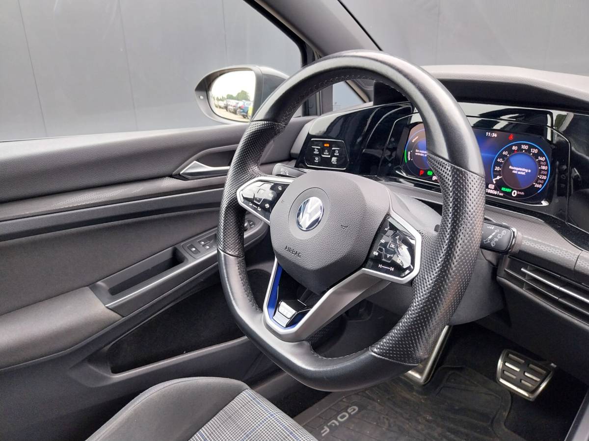 Volkswagen Golf Volkswagen Golf 1.4 eHybrid GTE VIRTUAL COCKPIT ADAPT CRUISE LED NAVI ECC AFNB TREKHAAK
