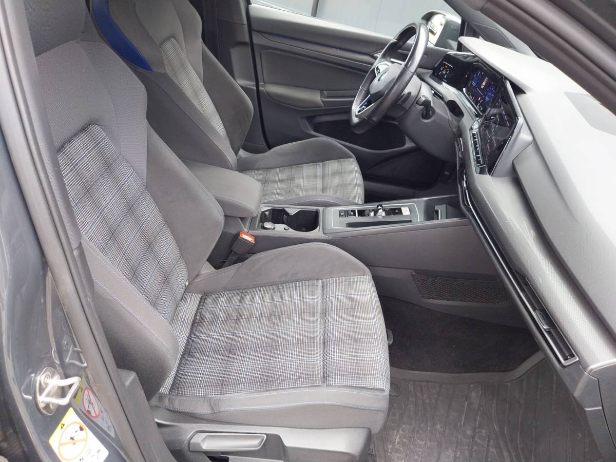 Volkswagen Golf Volkswagen Golf 1.4 eHybrid GTE VIRTUAL COCKPIT ADAPT CRUISE LED NAVI ECC AFNB TREKHAAK