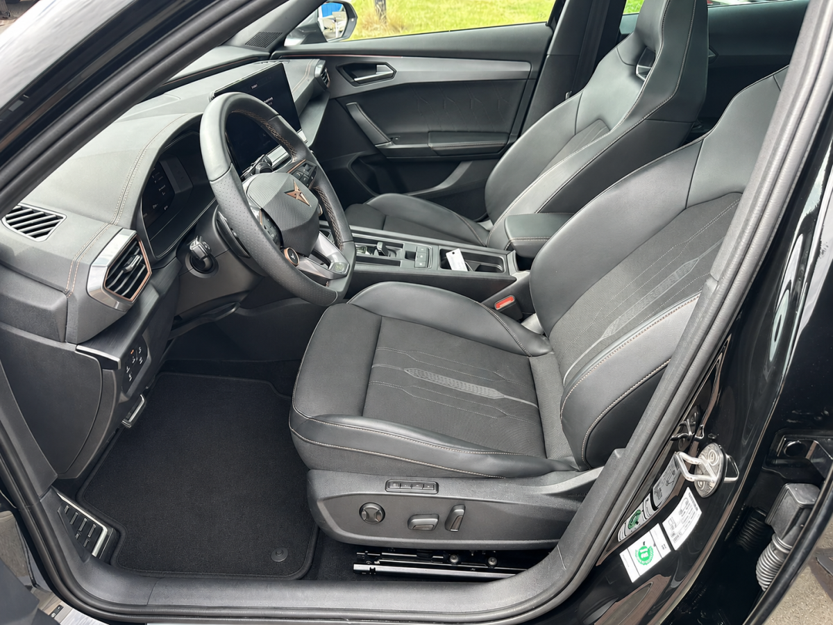 CUPRA Formentor CUPRA Formentor 1.4 e-Hybrid VZ Copper Edition 245PK Panoramadak | 360 Camera | Trekhaak | Vol opties!