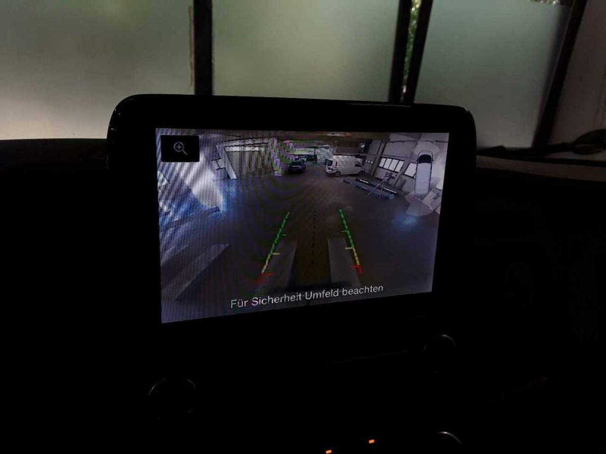 Ford Transit Ford Transit 350 2.0 TDCI L2H2 Trend Betimmerde Laadruimte | Verwarmde Voorruit | Cruise Control |