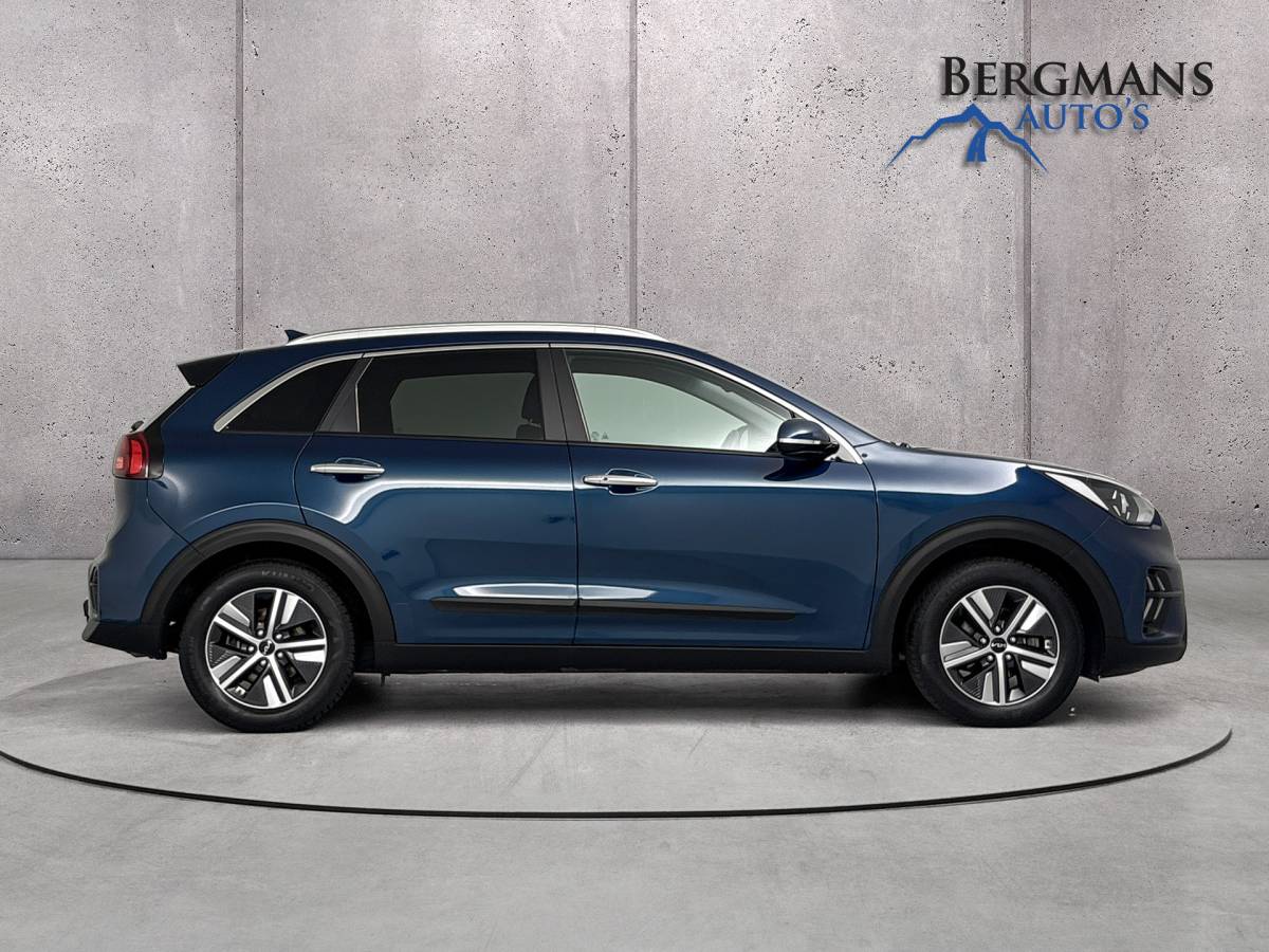 Kia Niro Kia Niro – 1.6 GDi Hybrid DynamicLine // TREKHAAK // CAMERA //