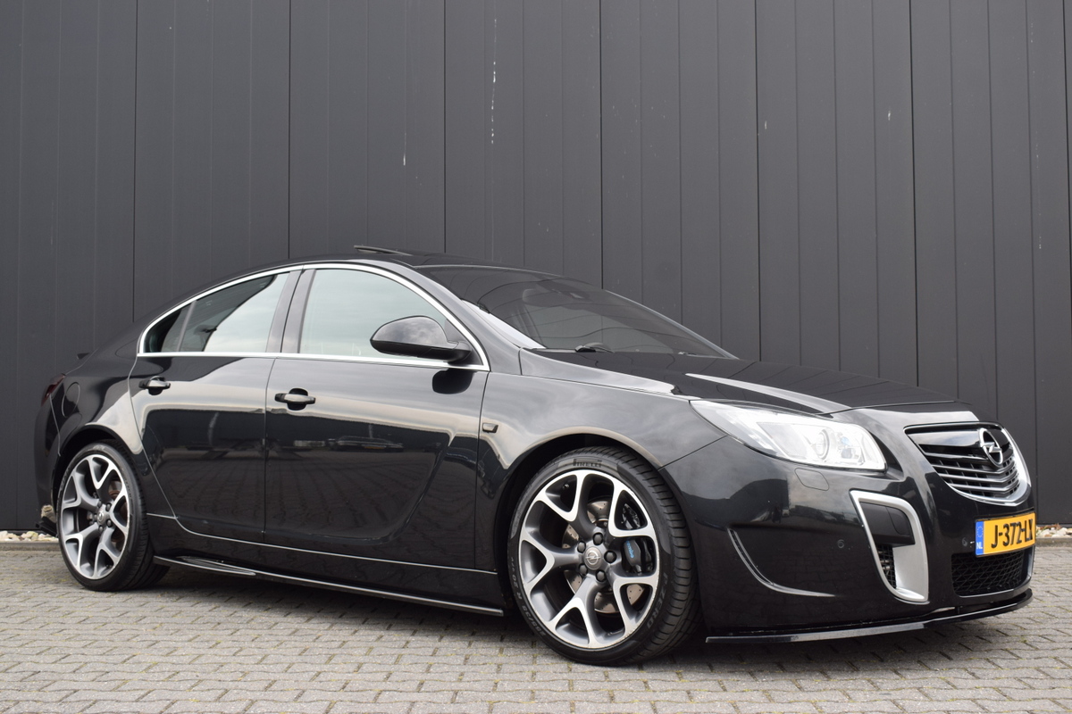 Opel Insignia Opel Insignia 2.8 Turbo 325pk OPC Automaat 4×4 Bi-Xenon | Recaro Sportstoelen | Zwart Leder | Schuif/Kanteldak | Infinity Audio