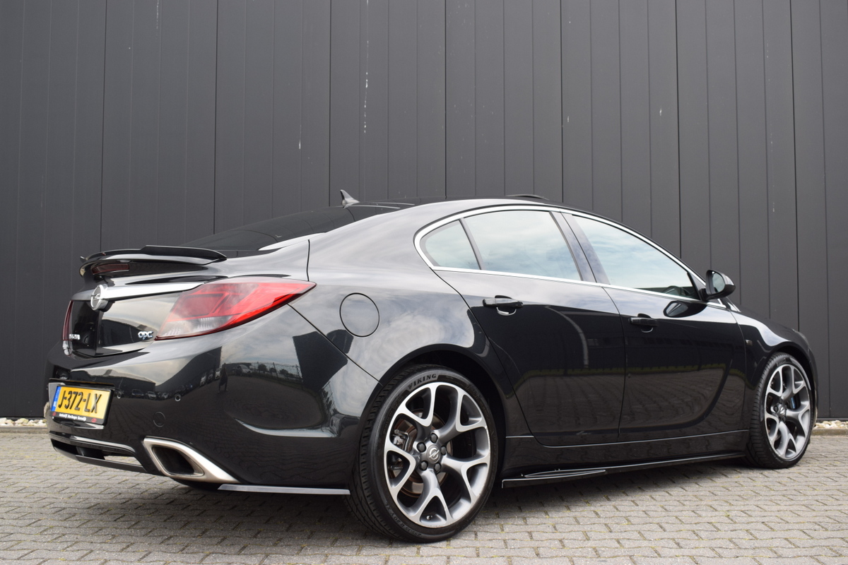 Opel Insignia Opel Insignia 2.8 Turbo 325pk OPC Automaat 4×4 Bi-Xenon | Recaro Sportstoelen | Zwart Leder | Schuif/Kanteldak | Infinity Audio