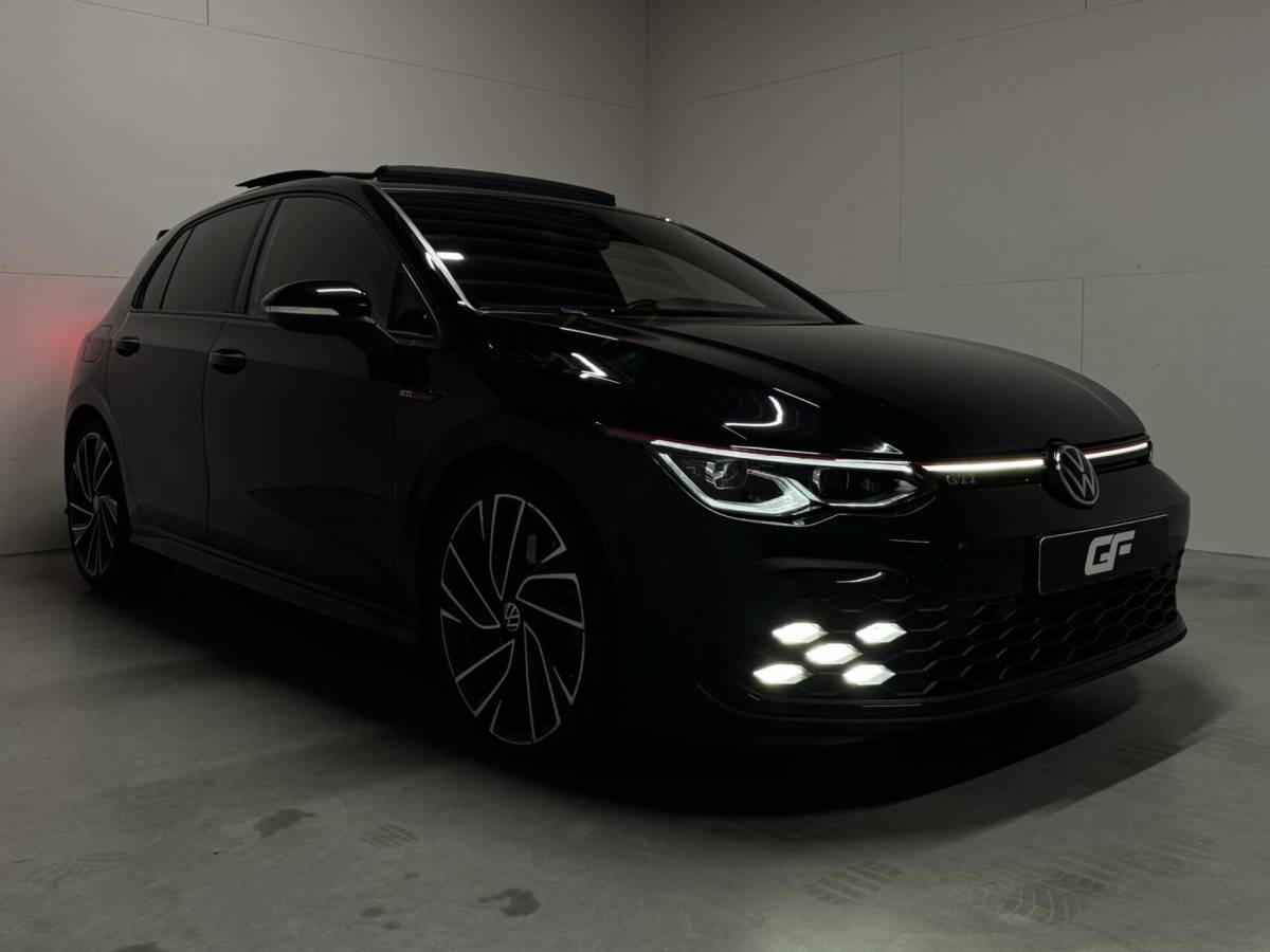Volkswagen Golf Volkswagen Golf 2.0 TSI GTI Pano HUD H/K Sfeer Camera Carplay