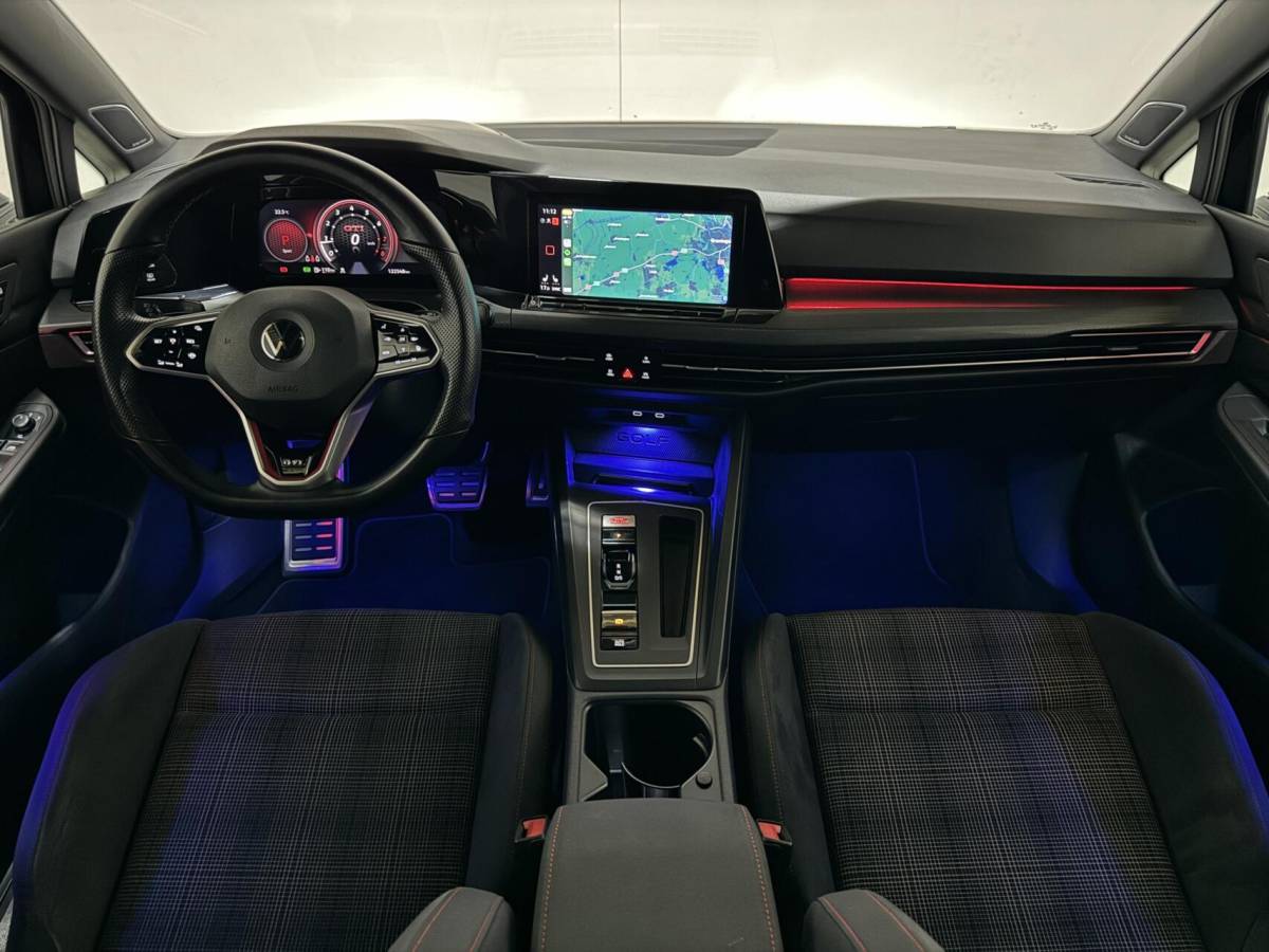 Volkswagen Golf Volkswagen Golf 2.0 TSI GTI Pano HUD H/K Sfeer Camera Carplay