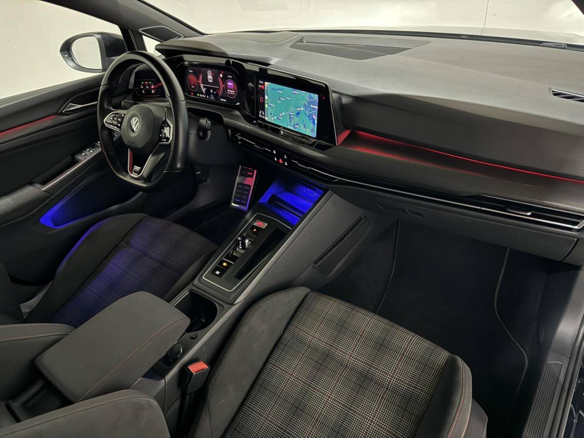 Volkswagen Golf Volkswagen Golf 2.0 TSI GTI Pano HUD H/K Sfeer Camera Carplay