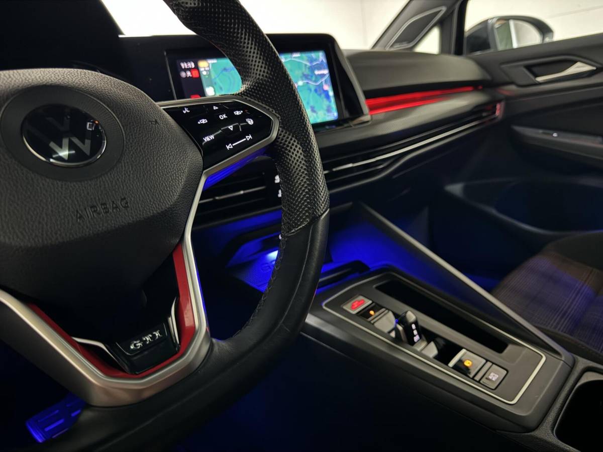 Volkswagen Golf Volkswagen Golf 2.0 TSI GTI Pano HUD H/K Sfeer Camera Carplay