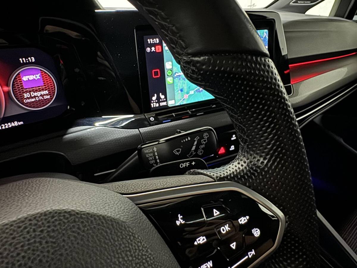 Volkswagen Golf Volkswagen Golf 2.0 TSI GTI Pano HUD H/K Sfeer Camera Carplay