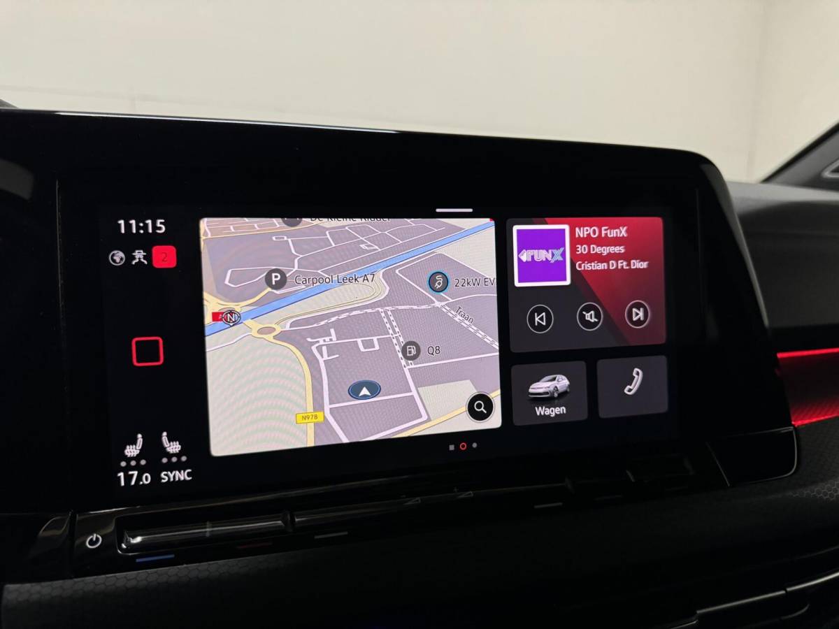Volkswagen Golf Volkswagen Golf 2.0 TSI GTI Pano HUD H/K Sfeer Camera Carplay