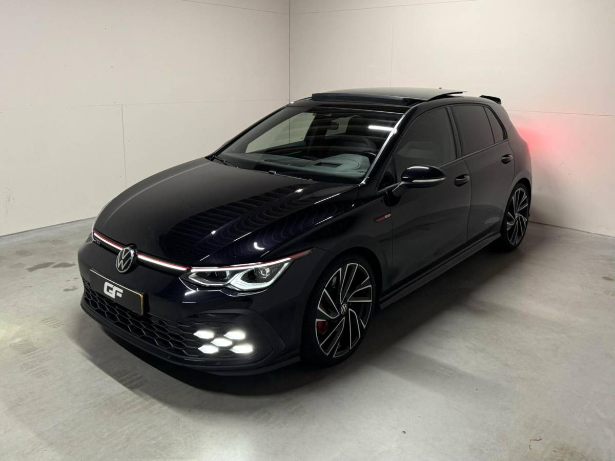 Volkswagen Golf Volkswagen Golf 2.0 TSI GTI Pano HUD H/K Sfeer Camera Carplay