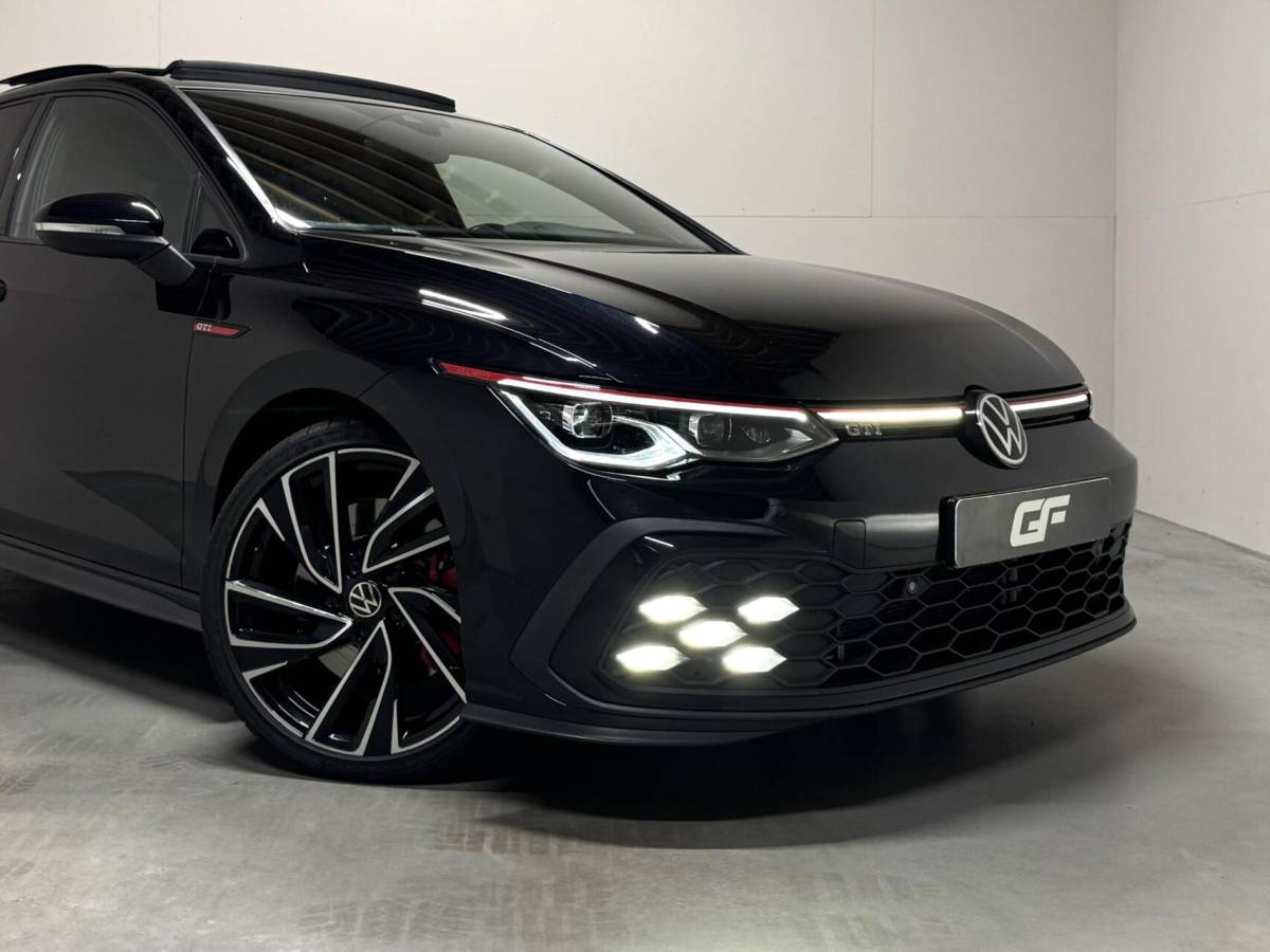 Volkswagen Golf Volkswagen Golf 2.0 TSI GTI Pano HUD H/K Sfeer Camera Carplay