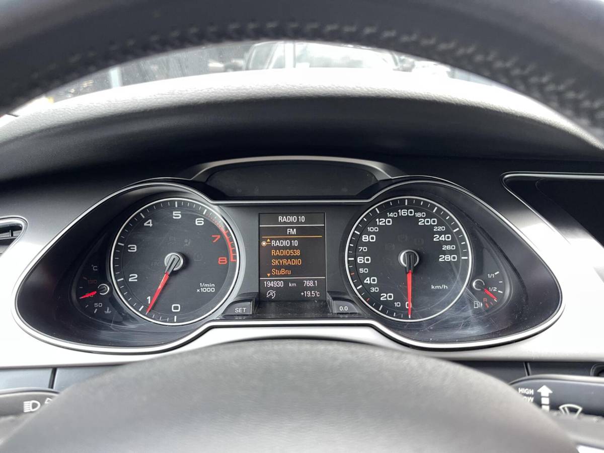 Audi A4 Audi A4 Avant 1.8 TFSI Pro Line LEER|NAVIGATIE|TREKHAAK|CRUISE CONTROL|CLIMATE AIRCO|STOELVERWARMING