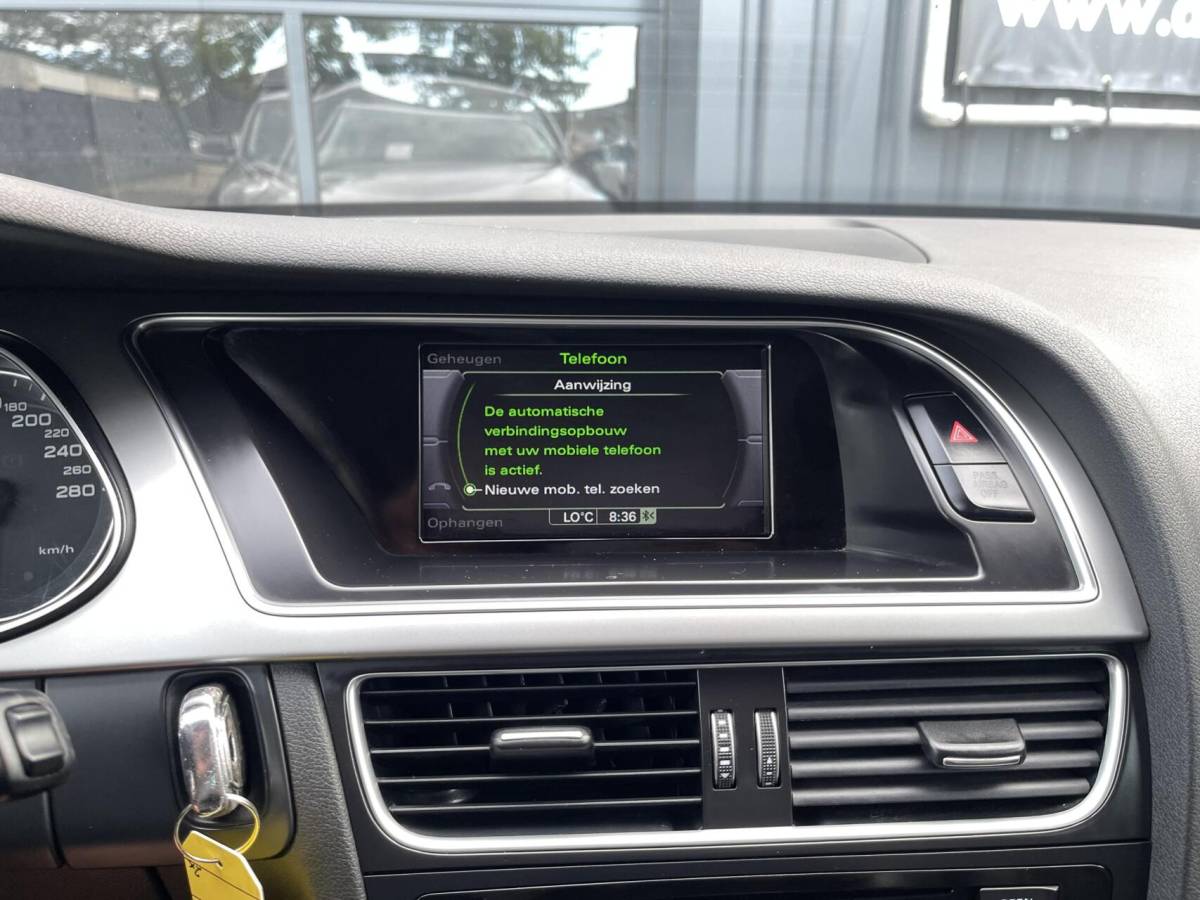 Audi A4 Audi A4 Avant 1.8 TFSI Pro Line LEER|NAVIGATIE|TREKHAAK|CRUISE CONTROL|CLIMATE AIRCO|STOELVERWARMING