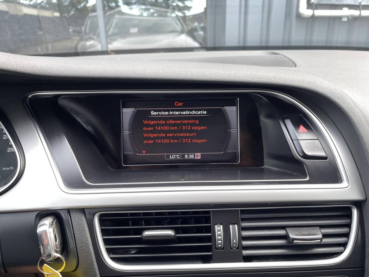 Audi A4 Audi A4 Avant 1.8 TFSI Pro Line LEER|NAVIGATIE|TREKHAAK|CRUISE CONTROL|CLIMATE AIRCO|STOELVERWARMING