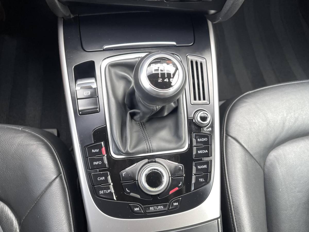 Audi A4 Audi A4 Avant 1.8 TFSI Pro Line LEER|NAVIGATIE|TREKHAAK|CRUISE CONTROL|CLIMATE AIRCO|STOELVERWARMING