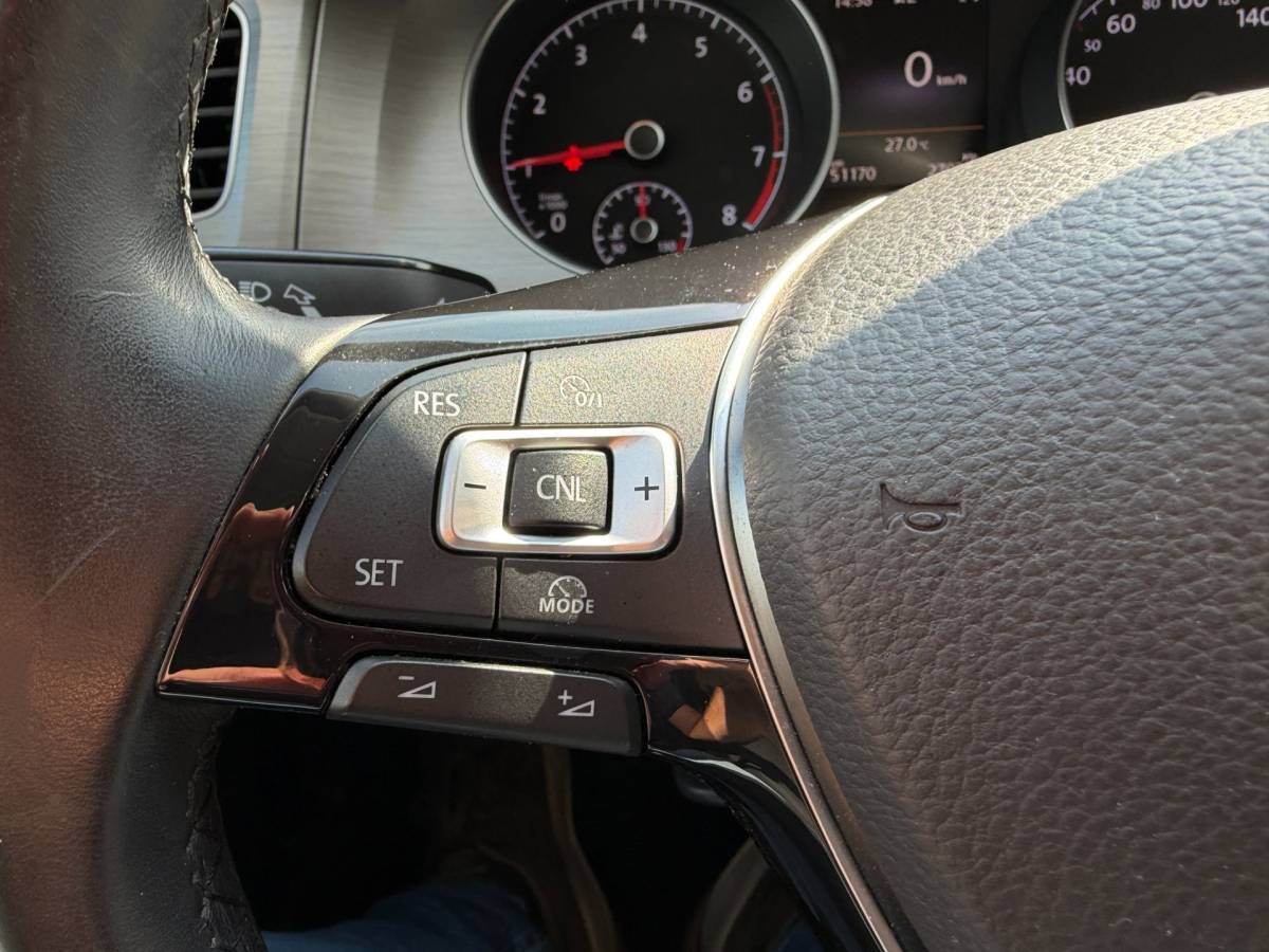 Volkswagen Golf Volkswagen Golf 1.0 TSI Connected Series AUTOMAAT