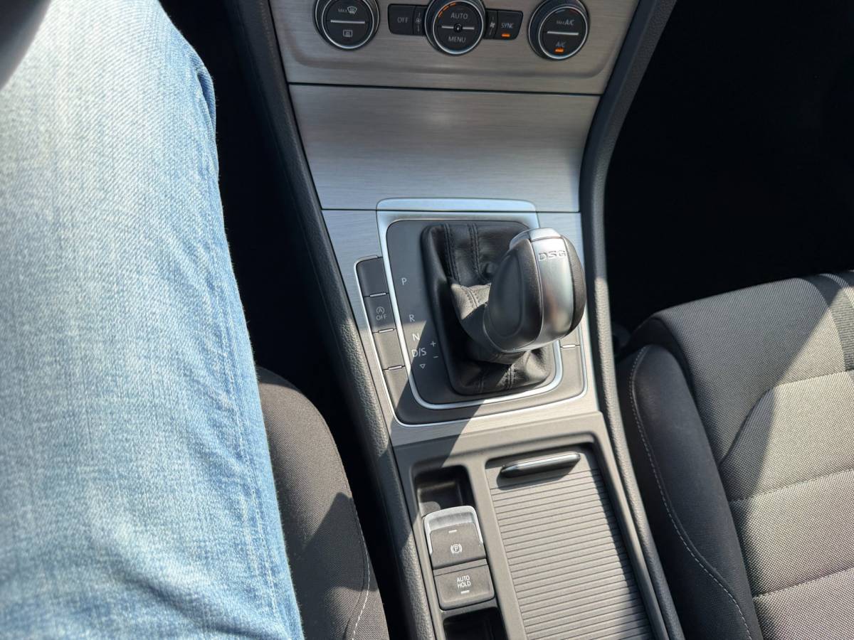 Volkswagen Golf Volkswagen Golf 1.0 TSI Connected Series AUTOMAAT