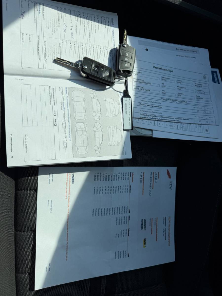 Volkswagen Golf Volkswagen Golf 1.0 TSI Connected Series AUTOMAAT