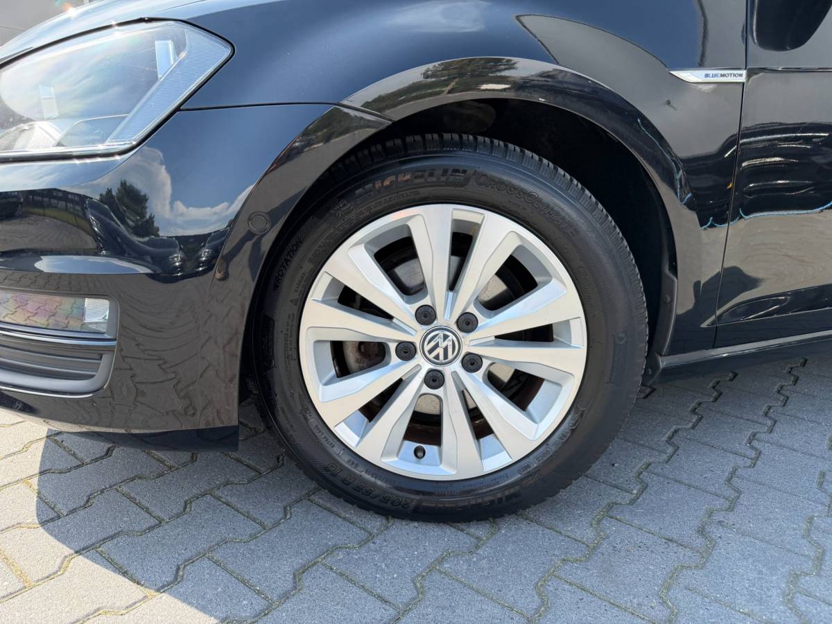 Volkswagen Golf Volkswagen Golf 1.0 TSI Connected Series AUTOMAAT