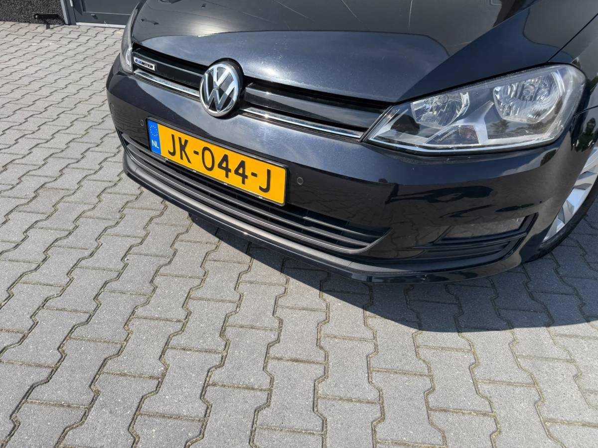 Volkswagen Golf Volkswagen Golf 1.0 TSI Connected Series AUTOMAAT