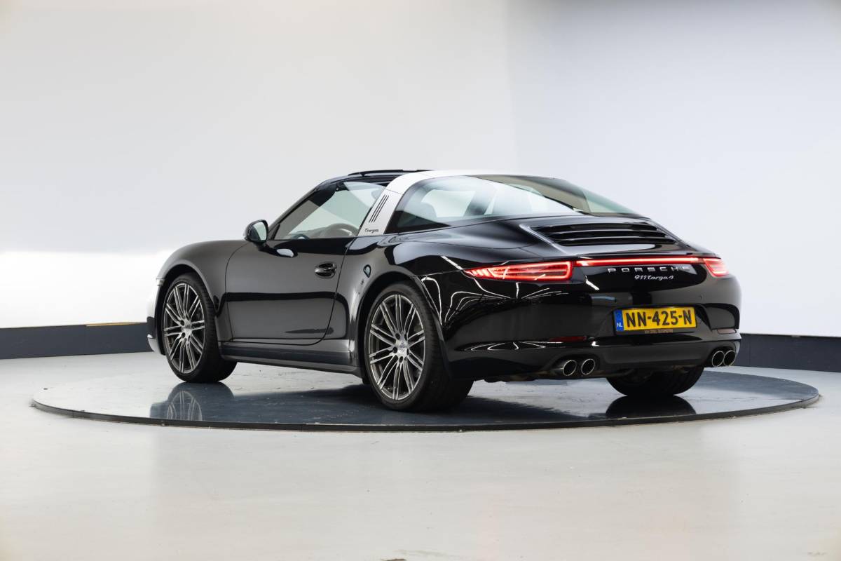 Porsche 911 Porsche 911 3.4 Targa 4 | 20 Inch |