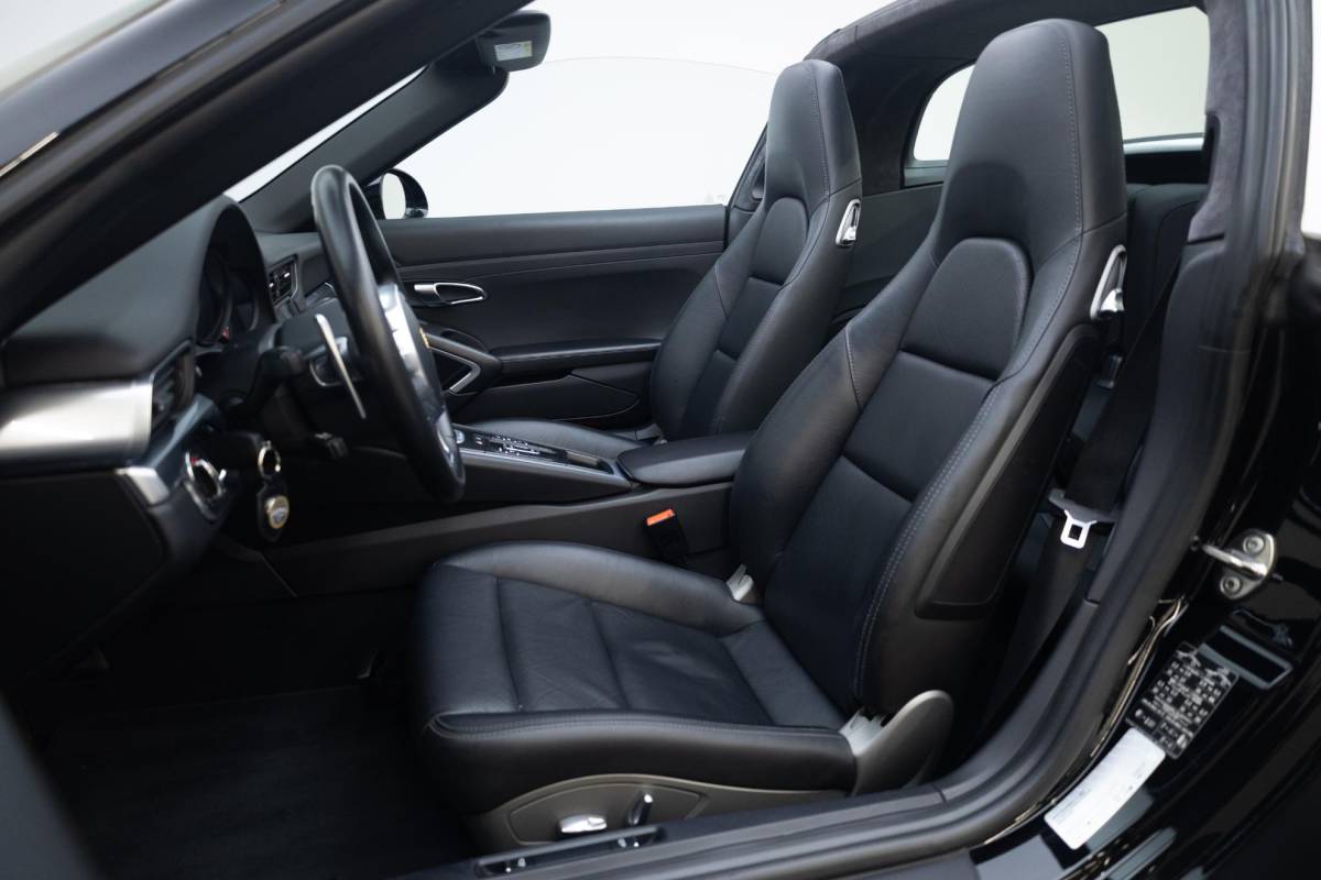 Porsche 911 Porsche 911 3.4 Targa 4 | 20 Inch |