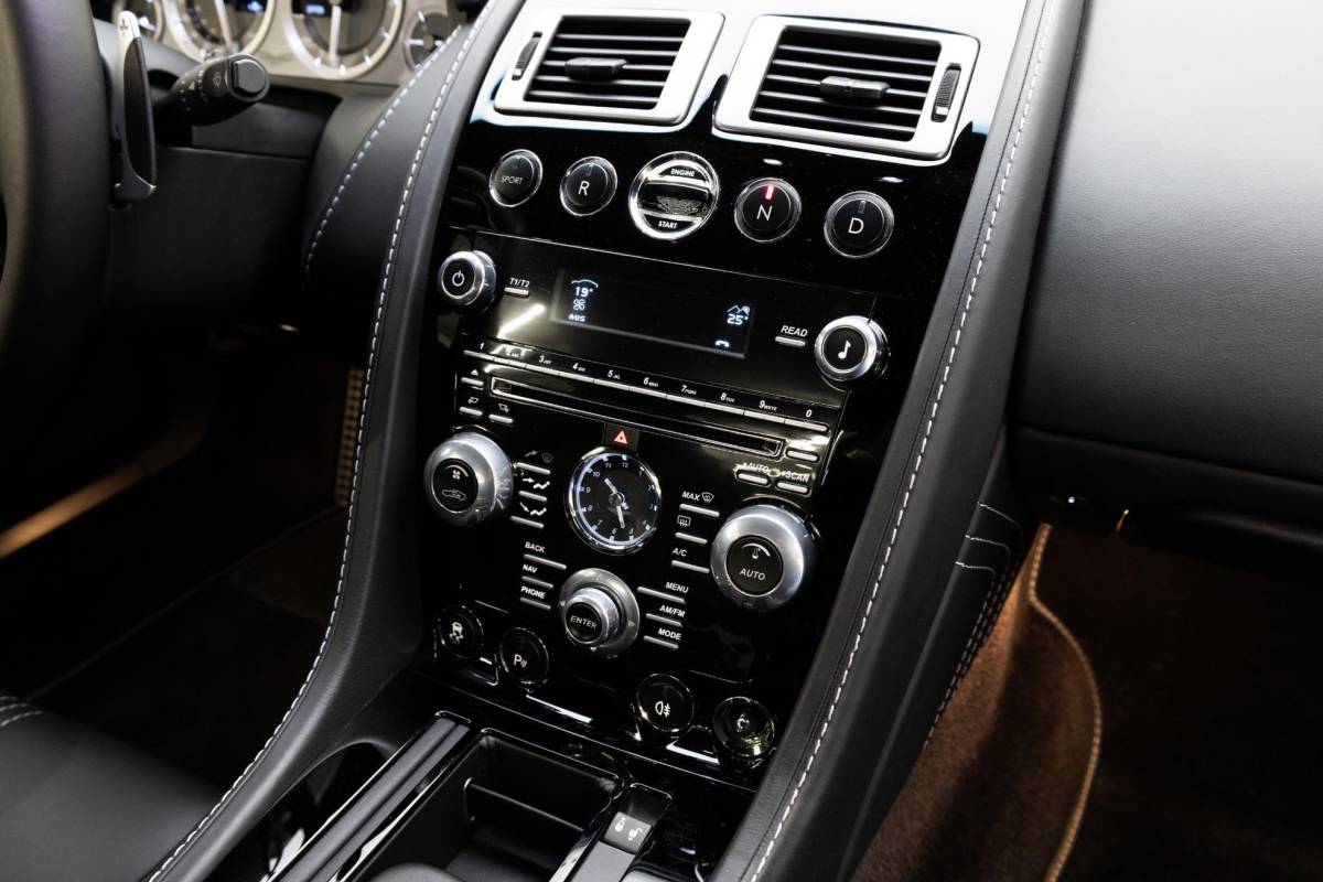 Aston Martin V8 Vantage Aston Martin V8 Vantage 4.7 V8 S Sportshift | 436 PK |