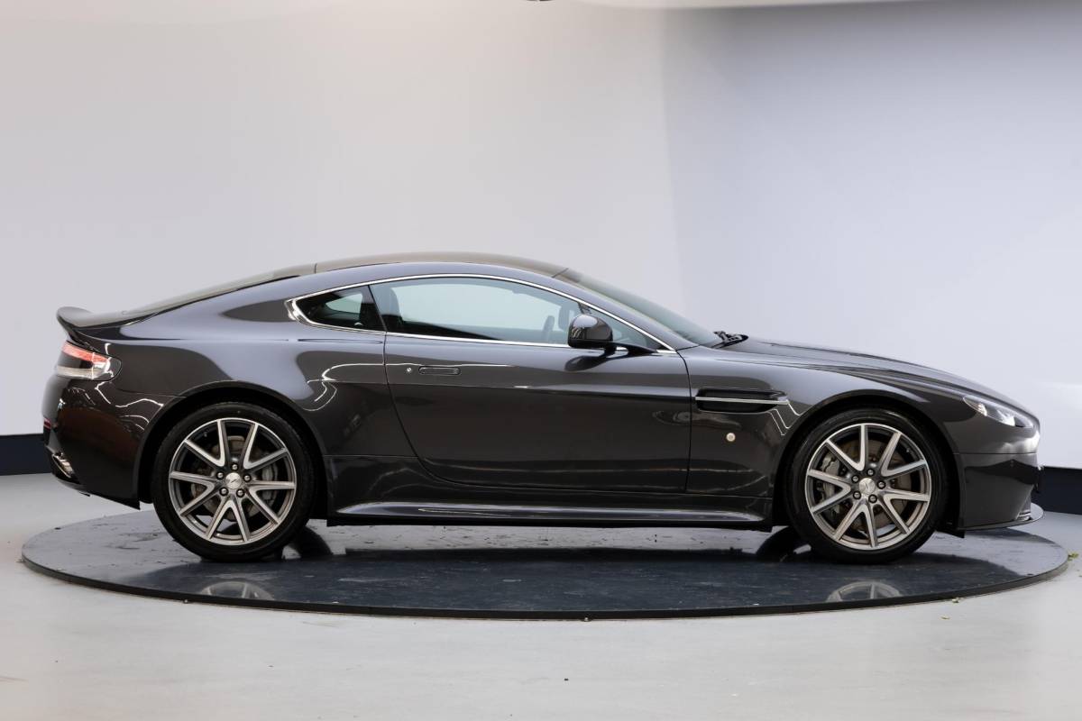 Aston Martin V8 Vantage Aston Martin V8 Vantage 4.7 V8 S Sportshift | 436 PK |