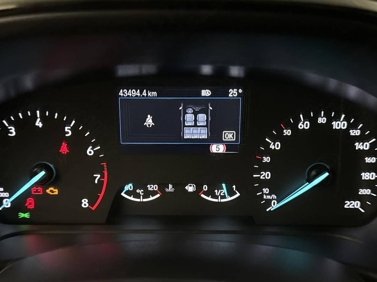 Ford Fiesta Ford Fiesta 1.0 EcoBoost Titanium Winter Pack | Adaptieve Cruise Control | Lichtmetalen Velgen