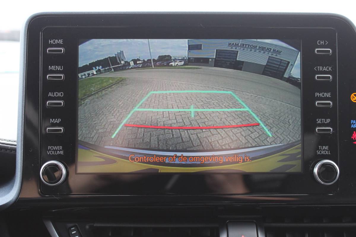 Toyota C-HR Toyota C-HR 2.0 Hybrid Style / Carplay / Stoel/stuurverwarming / Keyless