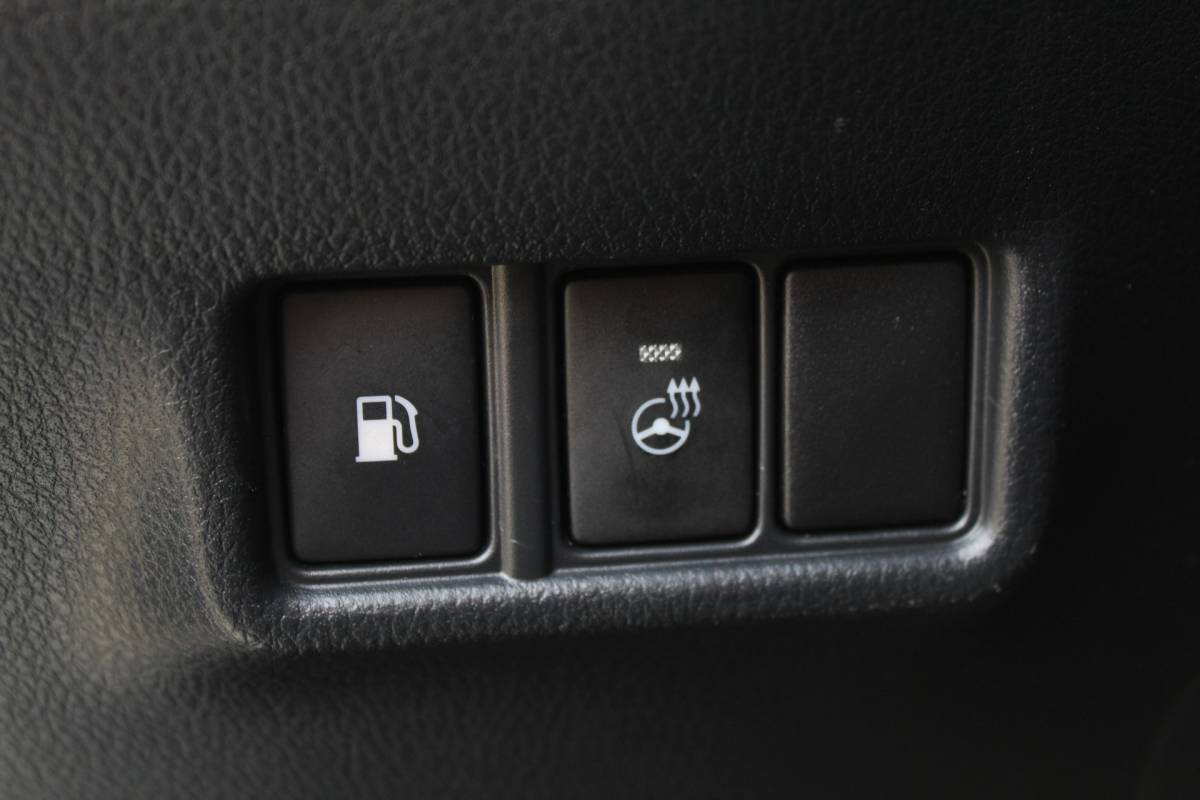 Toyota C-HR Toyota C-HR 2.0 Hybrid Style / Carplay / Stoel/stuurverwarming / Keyless