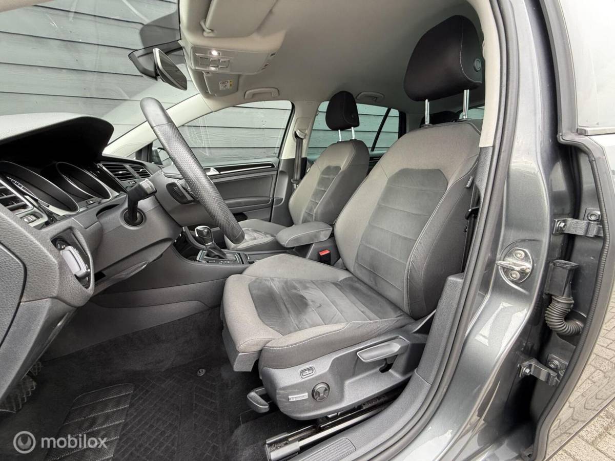 Volkswagen Golf Volkswagen Golf 1.5 TSI Highline DSG R-Line Carplay/Trekhaak/Clima/Cruise