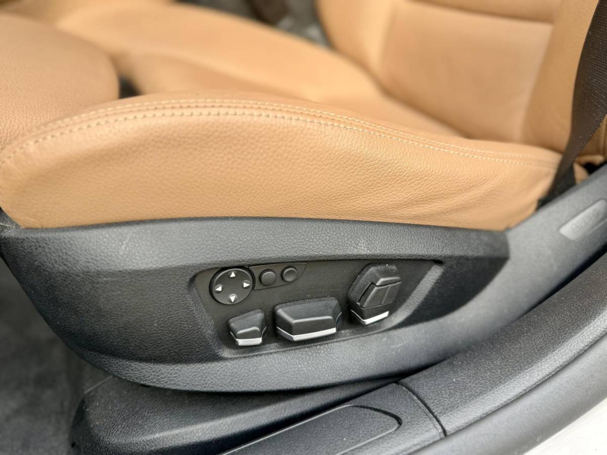 BMW 7 Serie BMW 7-serie 740Li 336pk 6 Cilinder | UNIEK | LAGE KM | NIEUWSTAAT |  Zeer Compleet | Trekhaak Afnb. | Technisch Top Staat |