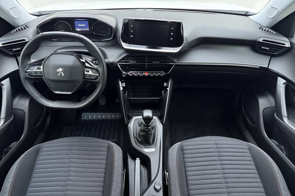 Peugeot 2008 Peugeot 2008 1.2 PureTech Active Pack | Climate Control | Full map navigatie | Apple Carplay/Android Auto | Cruise Control