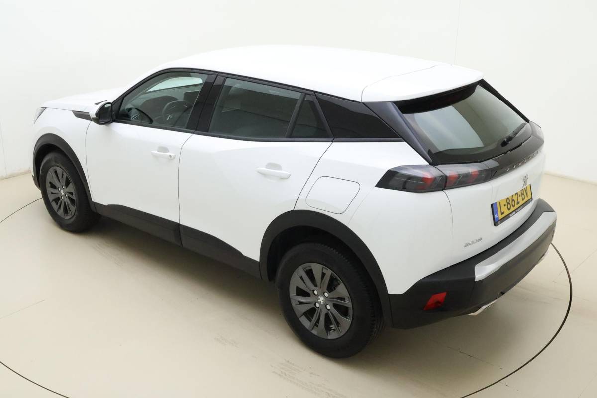 Peugeot 2008 Peugeot 2008 1.2 PureTech Active Pack | Climate Control | Full map navigatie | Apple Carplay/Android Auto | Cruise Control