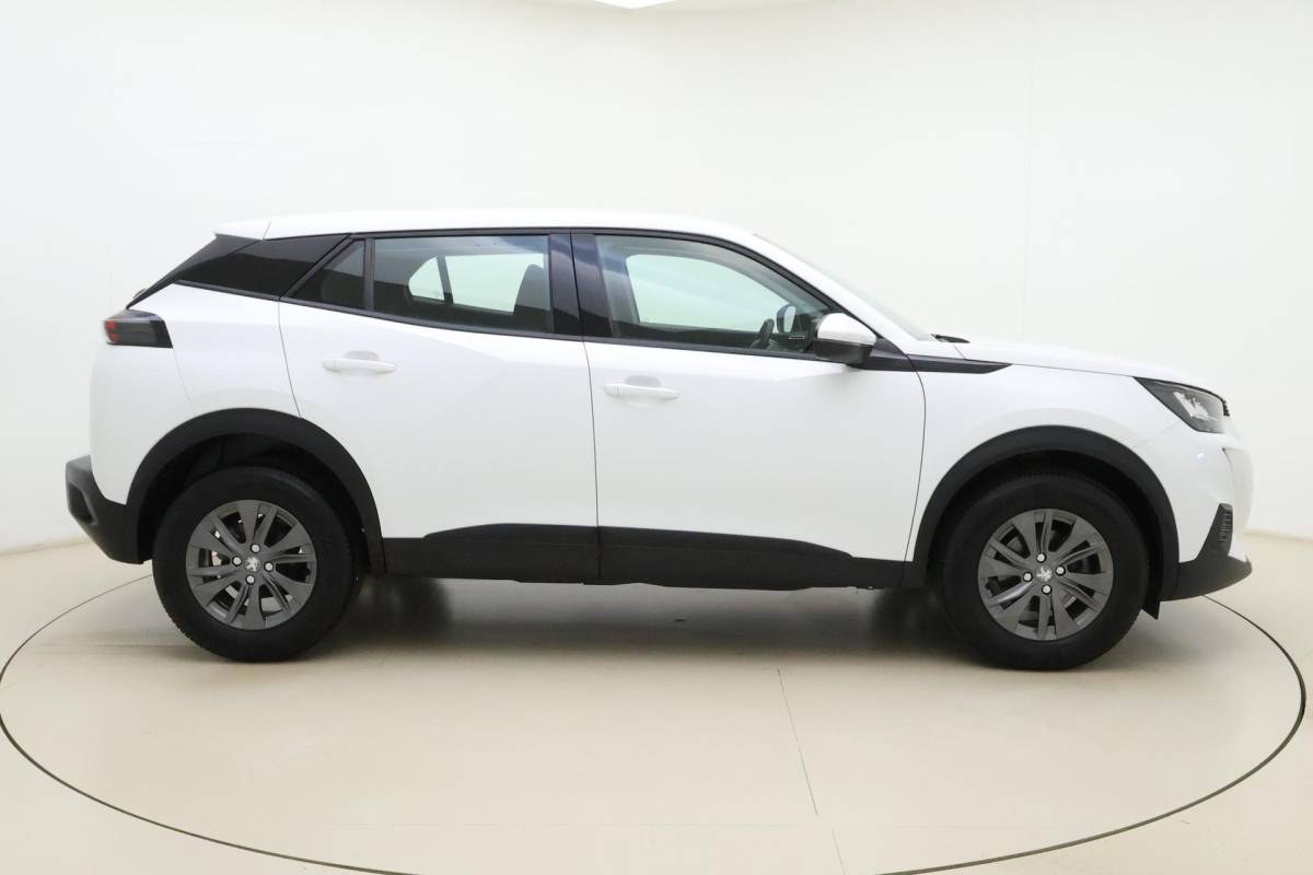 Peugeot 2008 Peugeot 2008 1.2 PureTech Active Pack | Climate Control | Full map navigatie | Apple Carplay/Android Auto | Cruise Control