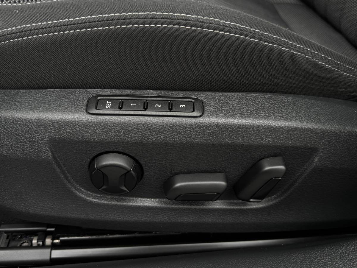 Škoda Superb ŠKODA Superb Combi iV 218PK DSG HYBRID BUSINESS CAMERA/NAVI/VIRTUAL/STUURVERW.