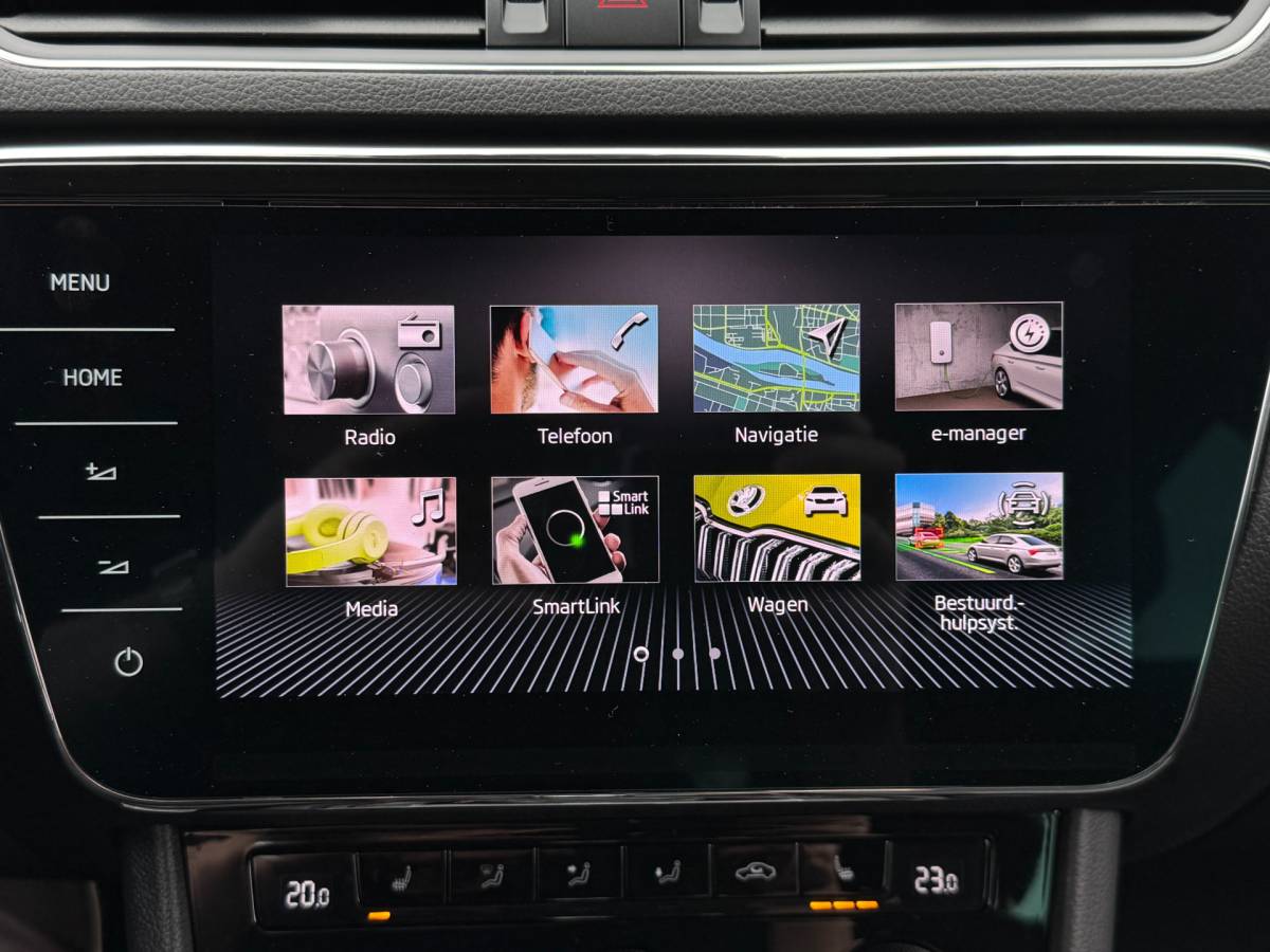 Škoda Superb ŠKODA Superb Combi iV 218PK DSG HYBRID BUSINESS CAMERA/NAVI/VIRTUAL/STUURVERW.