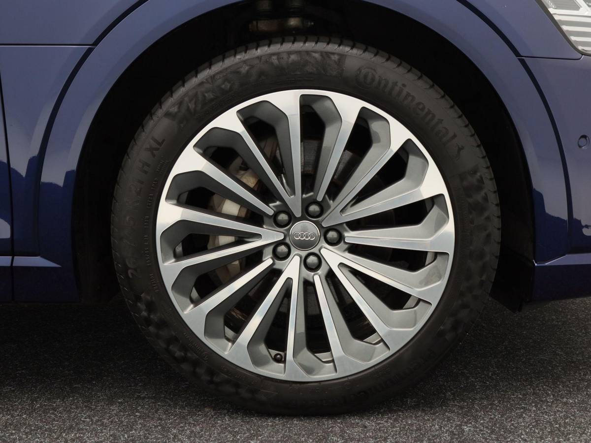 Audi e-tron Audi e-tron 50 quattro S Line 71 kWh 313 Pk | Panoramadak | Trekhaak | Stoelverwarming | Bang & Olufsen | Head UP |Camera | 21 Inch | 81.372 Km !!