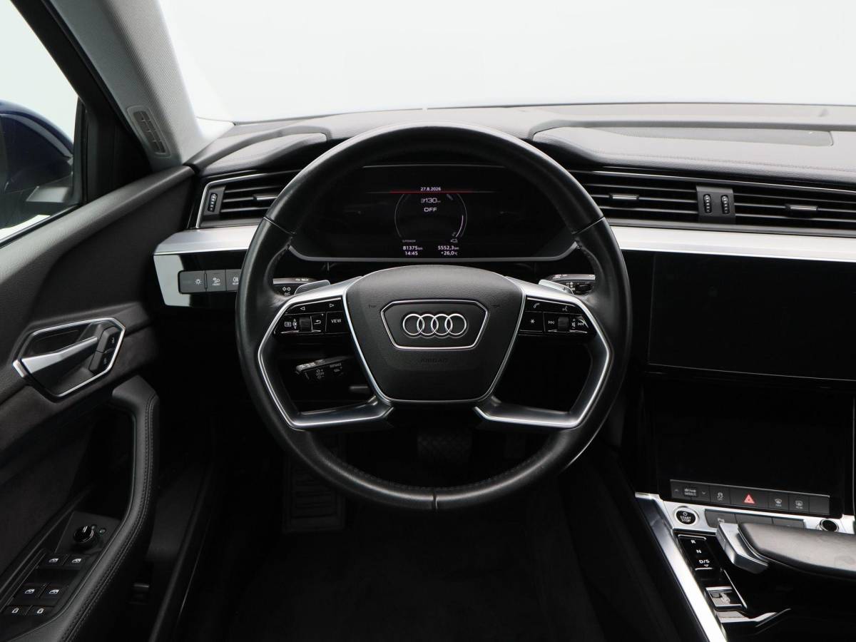 Audi e-tron Audi e-tron 50 quattro S Line 71 kWh 313 Pk | Panoramadak | Trekhaak | Stoelverwarming | Bang & Olufsen | Head UP |Camera | 21 Inch | 81.372 Km !!