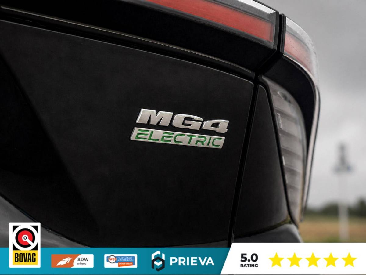 MG MG4 MG 4 Luxury 64 kWh