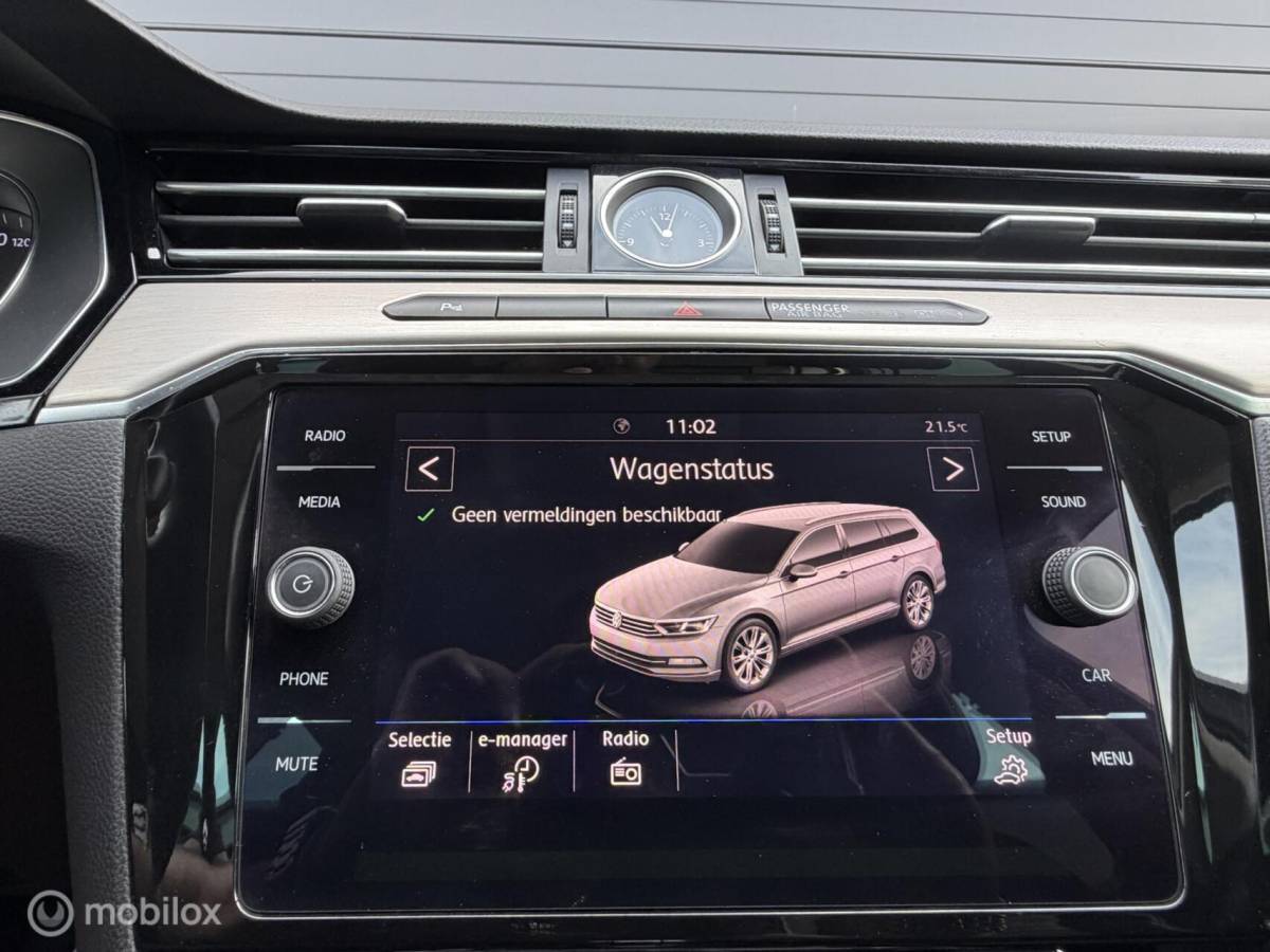 Volkswagen Passat Volkswagen Passat Variant 1.4 TSI GTE VOLLEER*MASSAGE*PDC*19INCH
