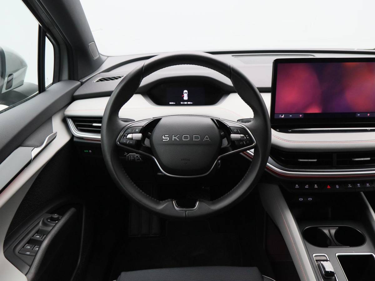 Škoda Elroq Skoda Elroq 85 286 Pk Business Edition | Stoel/Stuurverwarming | Camera | Half Leer | Navigatie | Trekhaak | 19 Inch | 53.345 Km !!