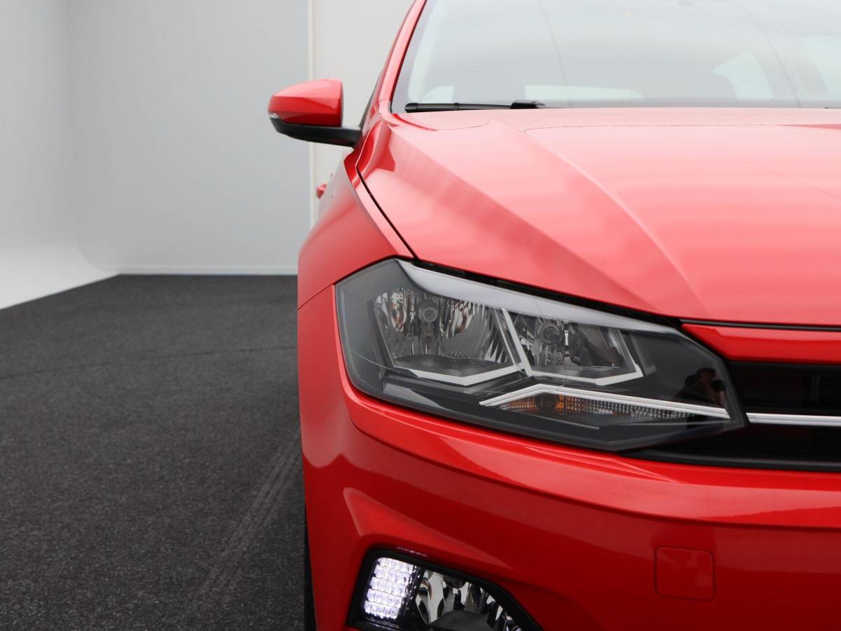 Volkswagen Polo Volkswagen Polo 1.0 TSi Comfortline | Airco | Trekhaak | Adaptive Cruise | LED Dagrijverlichting | Armsteun | 15.901 Km!!