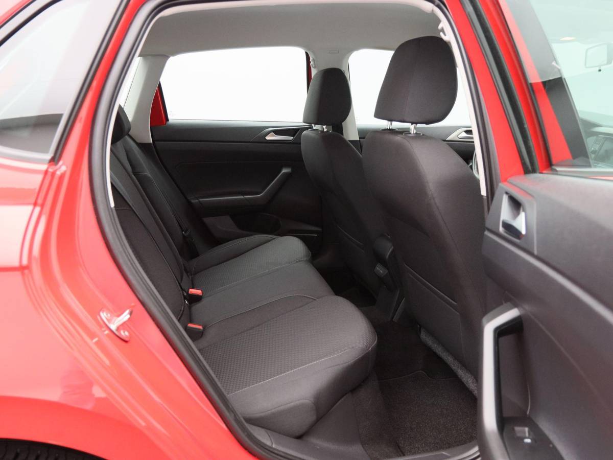 Volkswagen Polo Volkswagen Polo 1.0 TSi Comfortline | Airco | Trekhaak | Adaptive Cruise | LED Dagrijverlichting | Armsteun | 15.901 Km!!