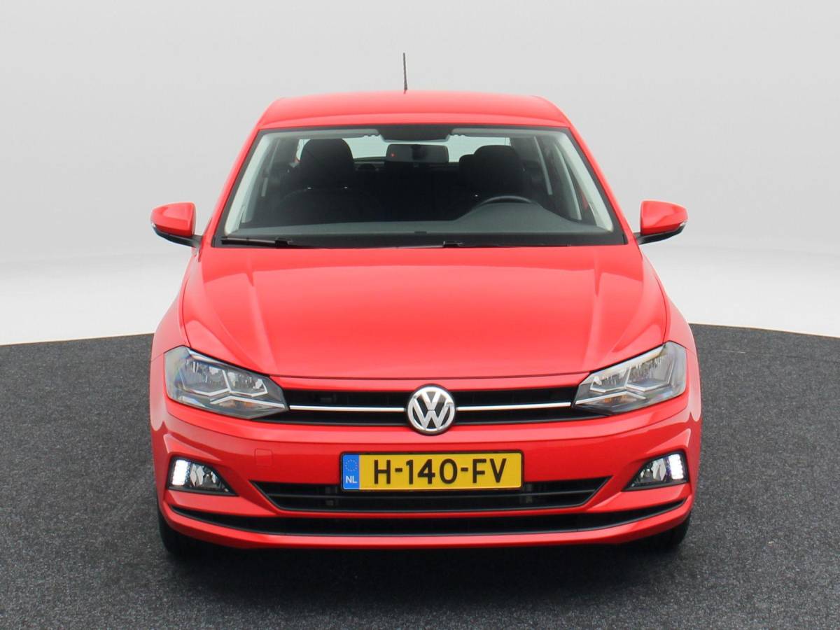 Volkswagen Polo Volkswagen Polo 1.0 TSi Comfortline | Airco | Trekhaak | Adaptive Cruise | LED Dagrijverlichting | Armsteun | 15.901 Km!!