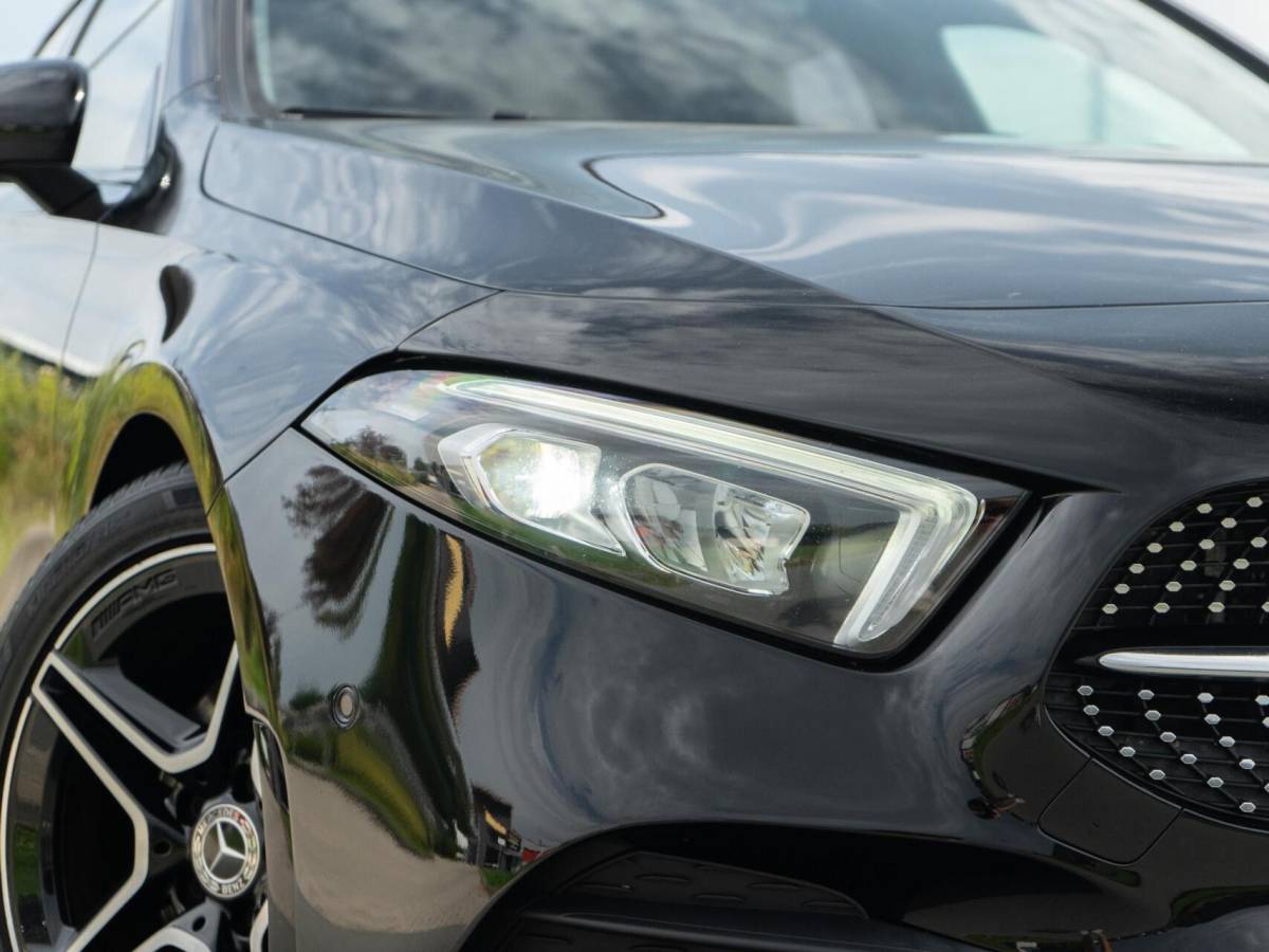 Mercedes-Benz A-Klasse Mercedes A-klasse 200 Premium Plus|Panoramadak|AMG Pakket|Night pakket|Stoelverwarming|Sfeerverlichting|Lane assist|