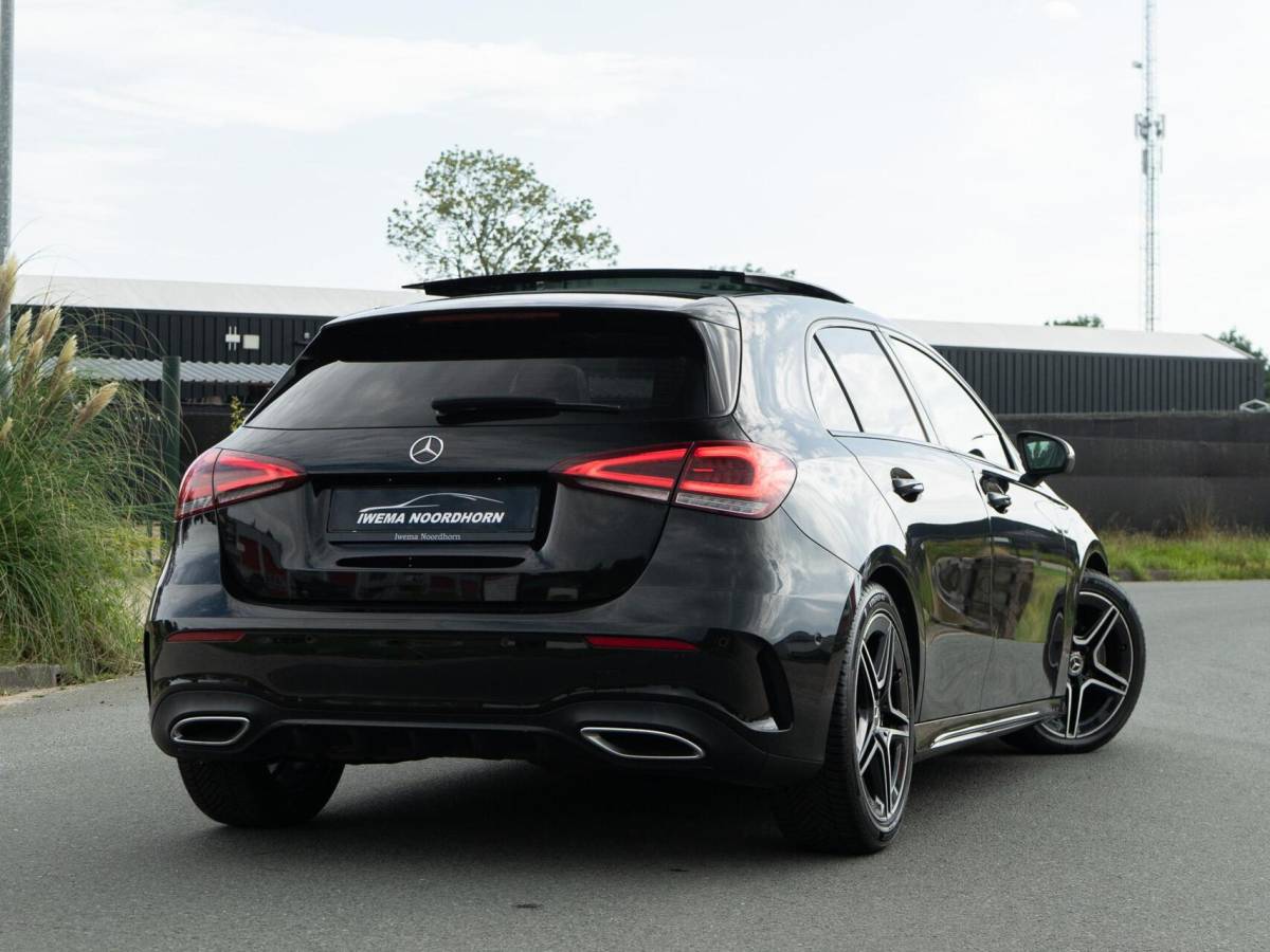 Mercedes-Benz A-Klasse Mercedes A-klasse 200 Premium Plus|Panoramadak|AMG Pakket|Night pakket|Stoelverwarming|Sfeerverlichting|Lane assist|